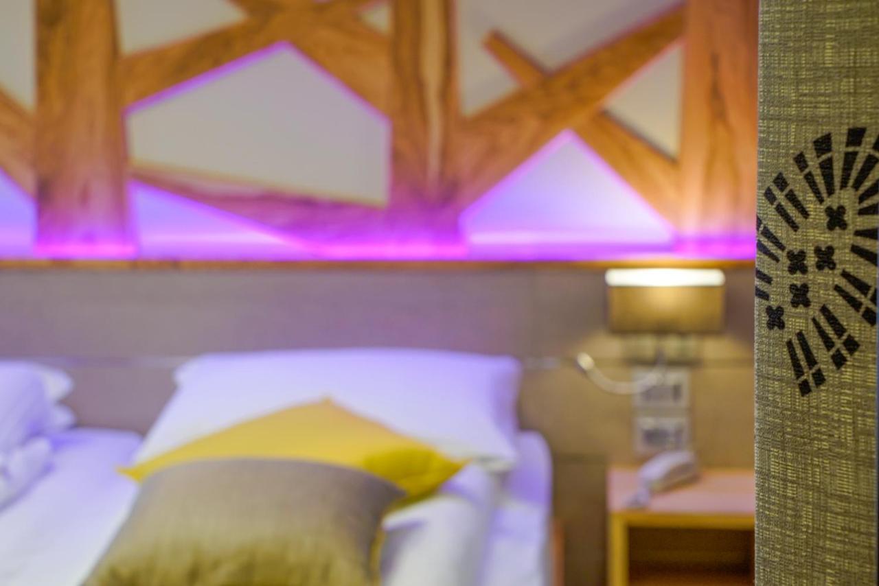 Aktivhotel Santalucia Torbole Sul Garda ภายนอก รูปภาพ