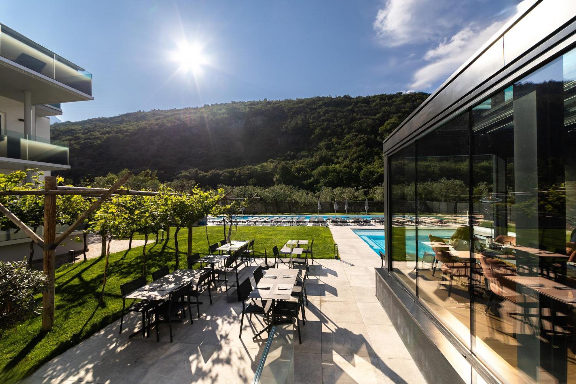 Aktivhotel Santalucia Torbole Sul Garda ภายนอก รูปภาพ