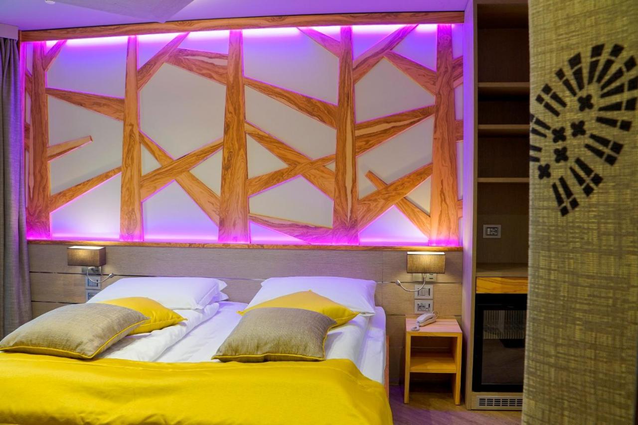 Aktivhotel Santalucia Torbole Sul Garda ภายนอก รูปภาพ